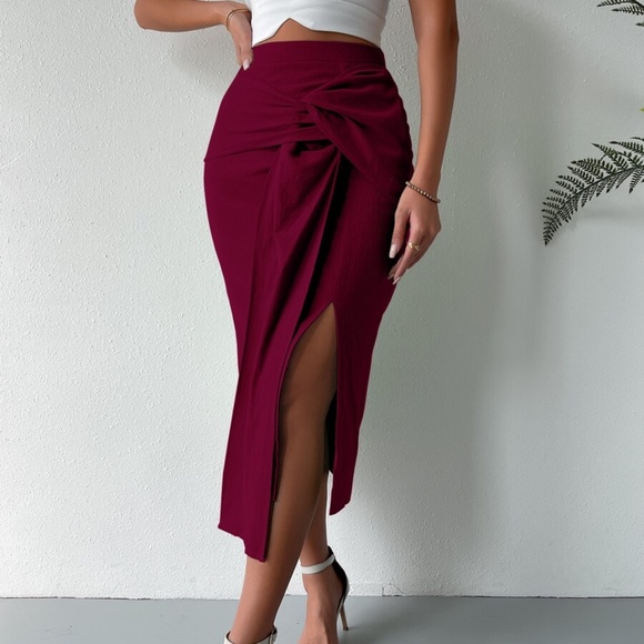 Classic Slit Work Office Midi Skirt - Picture 3 of 14